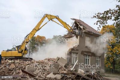 A QUEL MOMENT LE JUGE SE PLACE-T-IL POUR APPRECIER L’ACTION DU TIERS EN DEMOLITION ?