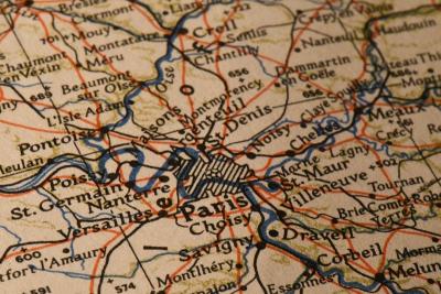 AUTORISATION D’EXERCER SANS LIEU D’ACTIVITÉ : QUEL TRIBUNAL EST COMPÉTENT ?