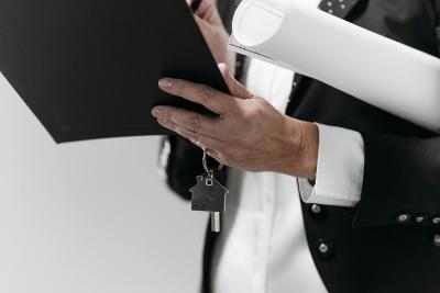 LE JUGE PEUT-IL EXCÉDER L’OFFRE DE L’EXPROPRIANT EN CAS DE SILENCE DE L’EXPROPRIÉ ?