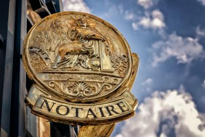 LA NOTIFICATION AU NOTAIRE SUFFIT-ELLE À RENDRE LA PRÉEMPTION OPPOSABLE ?