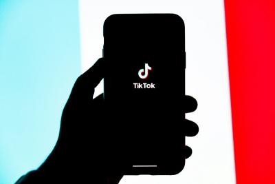LE BLOCAGE DU RESEAU SOCIAL TIKTOK EN NOUVELLE-CALEDONIE EST-IL LEGAL ?